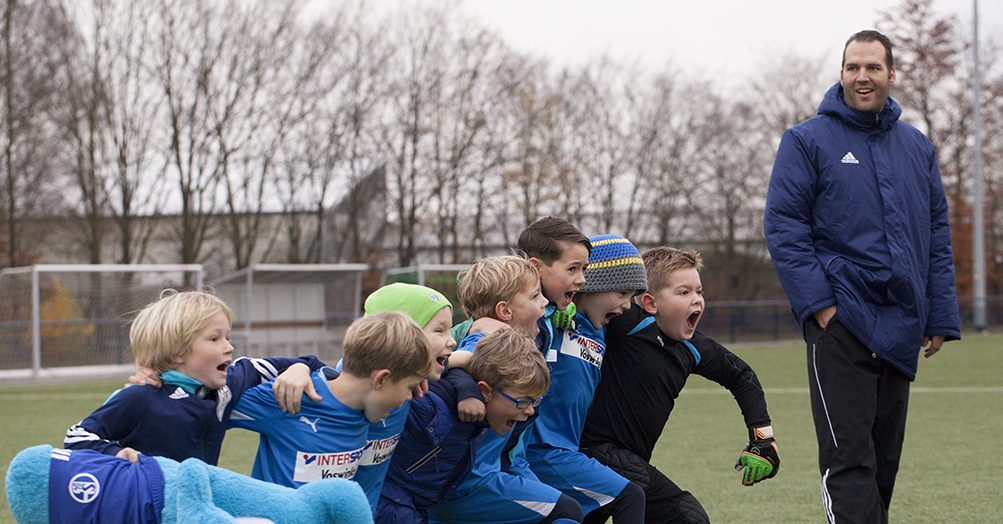 Mannschaft beim Schlachtruf